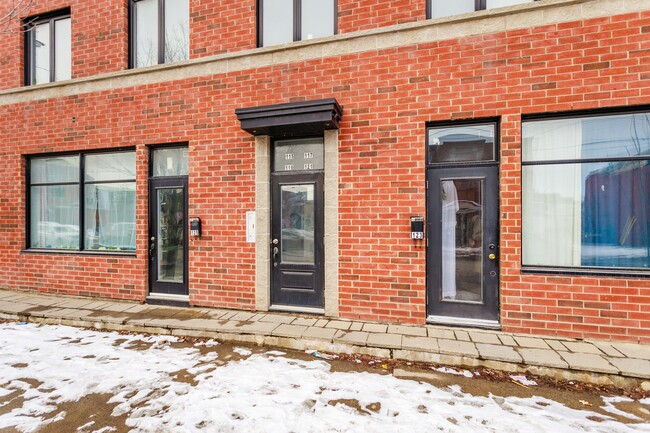 115 Saint-Jacques St in Lachine, QC - Building Photo - Building Photo