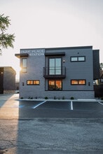 Park Place Station in Altoona, PA - Foto de edificio - Building Photo
