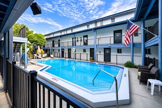 1100 Turner St, Unit Unit 104 in Clearwater, FL - Building Photo - Building Photo