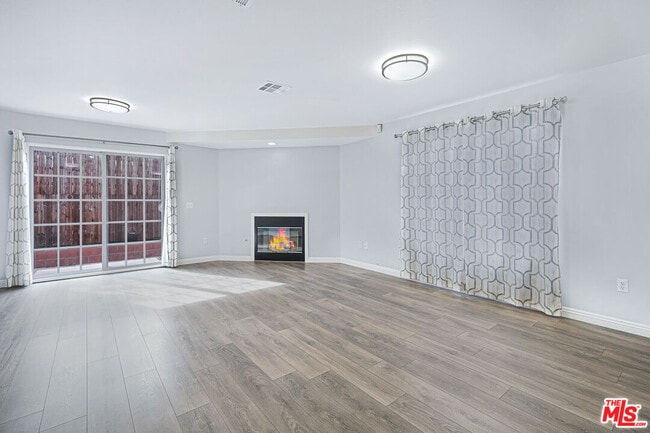 2816 London St in Los Angeles, CA - Building Photo - Building Photo