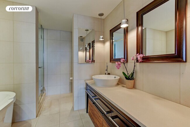 340 E 23rd St in New York, NY - Building Photo - Building Photo