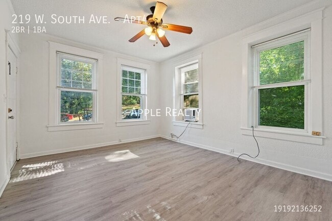 219 South Ave in Wake Forest, NC - Building Photo - Building Photo