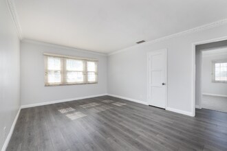 2145 W 104th St in Los Angeles, CA - Building Photo - Building Photo