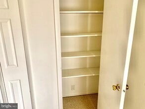 3945 Lyndhurst Dr in Fairfax, VA - Building Photo - Building Photo