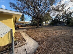 1915 E Fern Rd in Lakeland, FL - Building Photo - Building Photo
