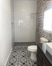 2131 Park Way in Bakersfield, CA - Building Photo - Building Photo