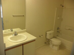 6179 E Bramble St in Tucson, AZ - Building Photo - Building Photo