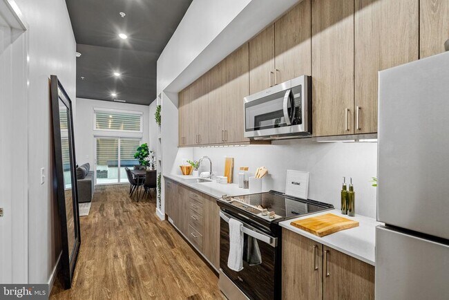 property at 525 N 41st St