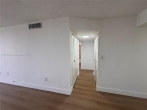 1820 N Lauderdale Ave, Unit 3407 in North Lauderdale, FL - Building Photo - Building Photo