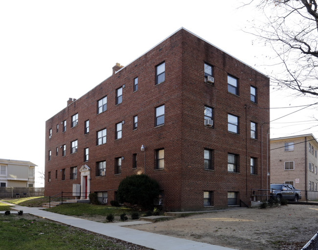 1625-1633 Morris Rd SE