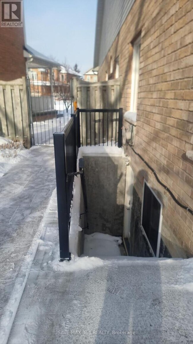 6862 Gooderham Estate Blvd in Mississauga, ON - Building Photo - Building Photo