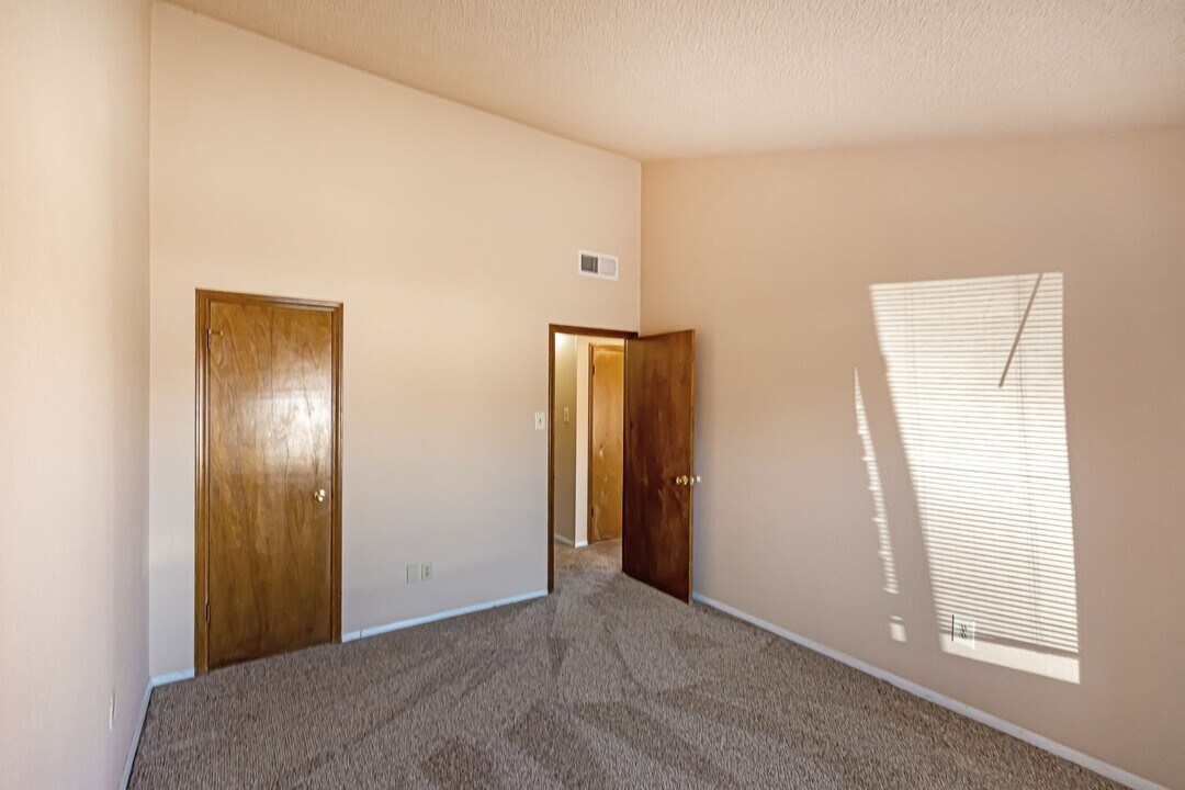 712 Stafford Ct in Alamogordo, NM - Building Photo
