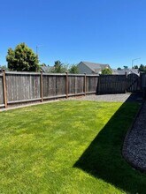 1104 S 41st St in Springfield, OR - Building Photo - Building Photo