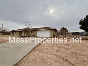 9006 Pecan Ave in Hesperia, CA - Building Photo - Building Photo