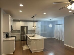 2142 Hidden Ridge Dr in Holly, MI - Building Photo - Building Photo