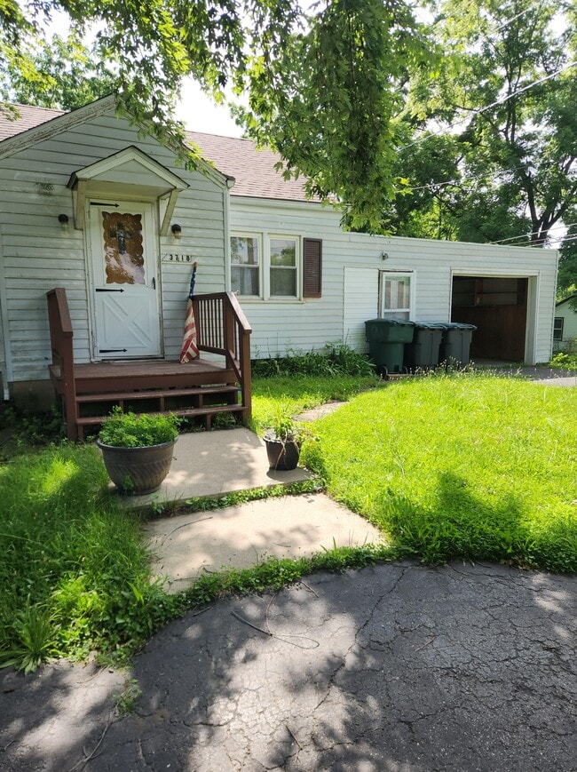 property at 3718 N Miami Ave