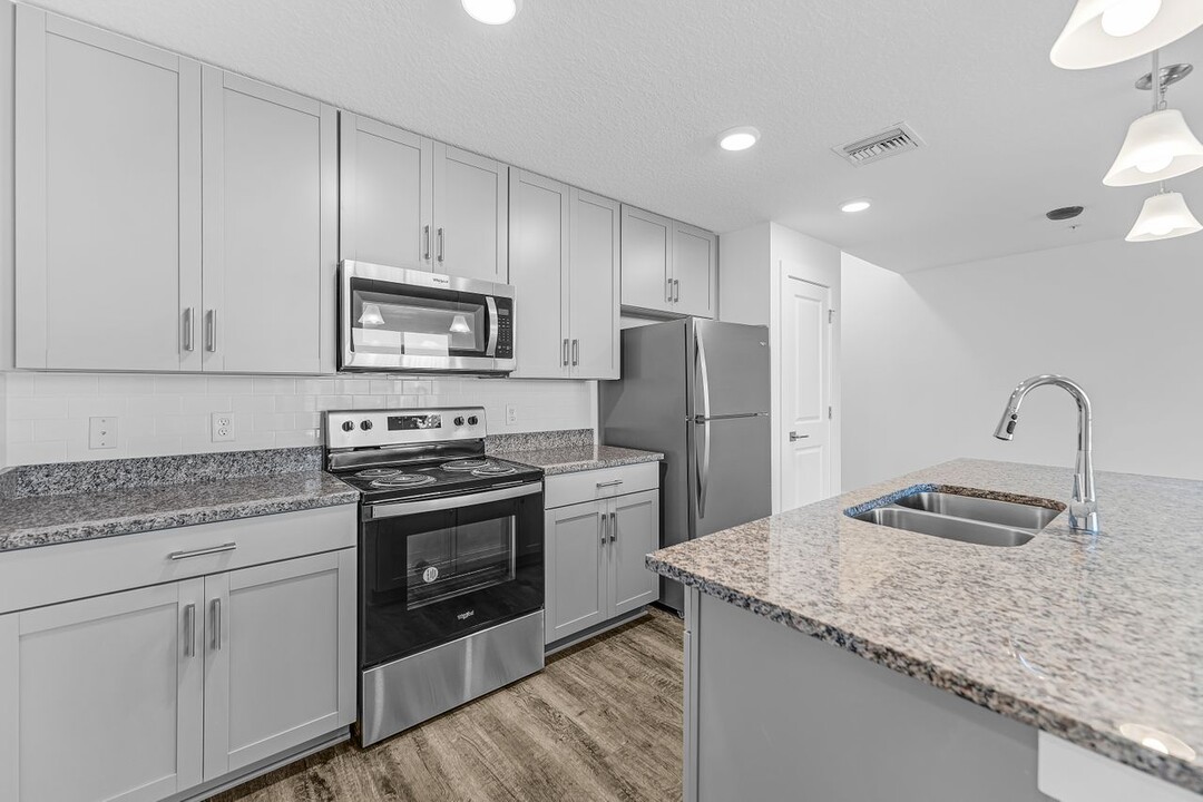 5205 Eggleston Ave in Orlando, FL - Building Photo
