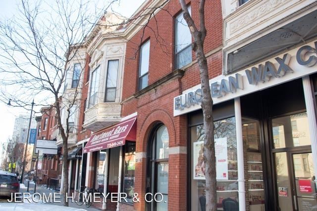 2260 N Clark St in Chicago, IL - Building Photo - Building Photo