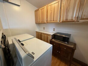 19 Pitman St in Somerville, MA - Building Photo - Building Photo