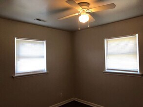 2401 Julia Ave in Charlotte, NC - Building Photo - Building Photo