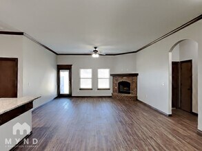 11029 NW 8th St in Yukon, OK - Building Photo - Building Photo