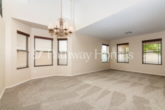 30789 N Muscovite Dr in Queen Creek, AZ - Foto de edificio - Building Photo