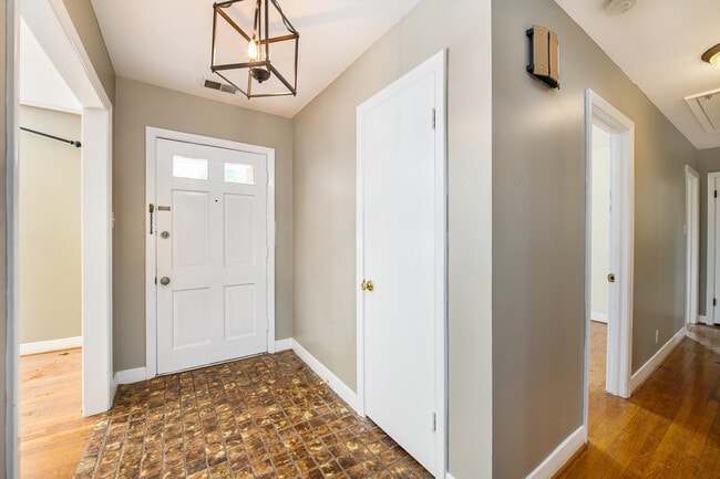 1615 Culpepper Cir in Charleston, SC - Foto de edificio - Building Photo