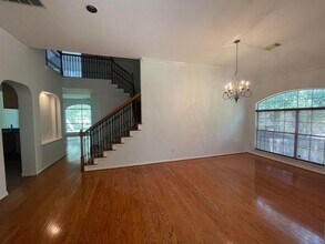 10608 Melcher Ct in Austin, TX - Building Photo - Building Photo