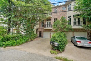 4010 Blossom St in Houston, TX - Building Photo
