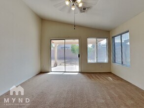 5035 W Ponderosa Ln in Glendale, AZ - Building Photo - Building Photo