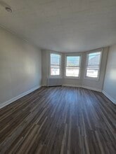 26 W 20th St in Bayonne, NJ - Building Photo - Building Photo