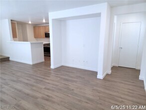 10806 Cape Shore Ave in Las Vegas, NV - Building Photo - Building Photo