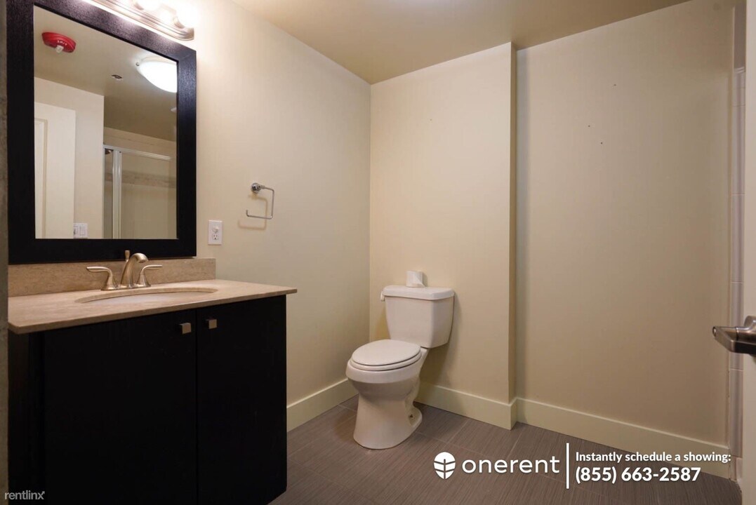 699 John St-Unit -Unit 112 in Seattle, WA - Building Photo