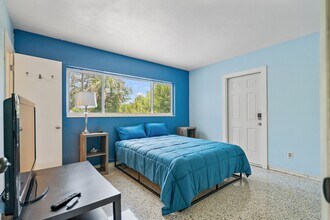 6132 7th Ave S in Gulfport, FL - Building Photo - Building Photo