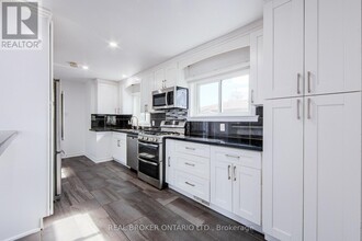 855 Miriam Rd in Pickering, ON - Building Photo - Building Photo
