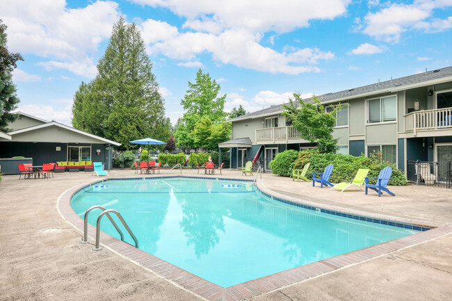 Centennial Apartments in Springfield, OR - Building Photo - Building Photo