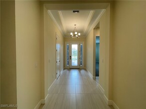 8151 Lucello Ter S in Naples, FL - Building Photo - Building Photo