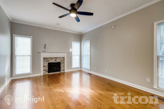 4415 Gladwood Ln in Charlotte, NC - Building Photo - Building Photo