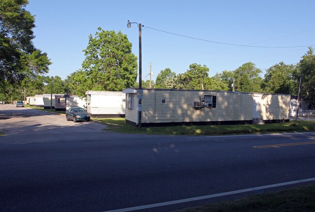 7245 Stall Rd in North Charleston, SC - Building Photo - Building Photo