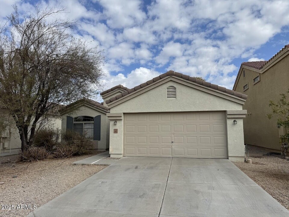 3407 S 84th Ln in Tolleson, AZ - Building Photo