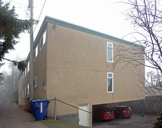 3415 NE 70th St in Seattle, WA - Foto de edificio - Building Photo