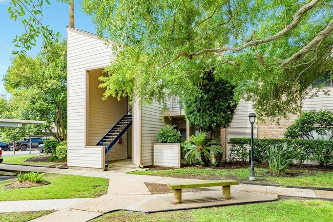7098 N Holiday Dr in Galveston, TX - Building Photo - Building Photo
