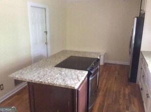 290 Burke Cir in Mcdonough, GA - Building Photo - Building Photo