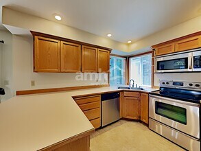 28126 234th Ave SE in Maple Valley, WA - Building Photo - Building Photo