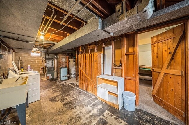 property at 21516 Halworth Rd