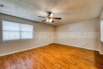 114 S Mitchell St in Conway, AR - Building Photo - Building Photo