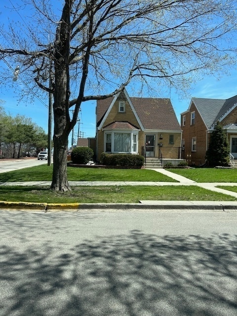 property at 1835 N 18th Ave