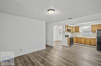 161 Joe Walker Way in Glennville, GA - Building Photo - Building Photo