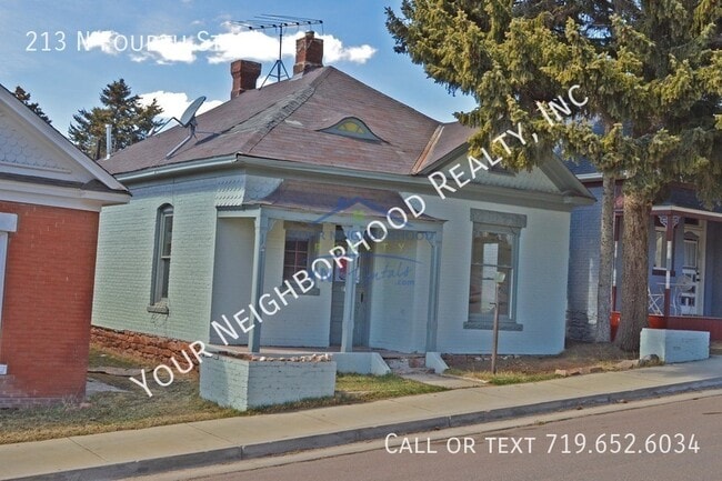 property at 213 N 4th St