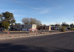 Redwood Park Apartments